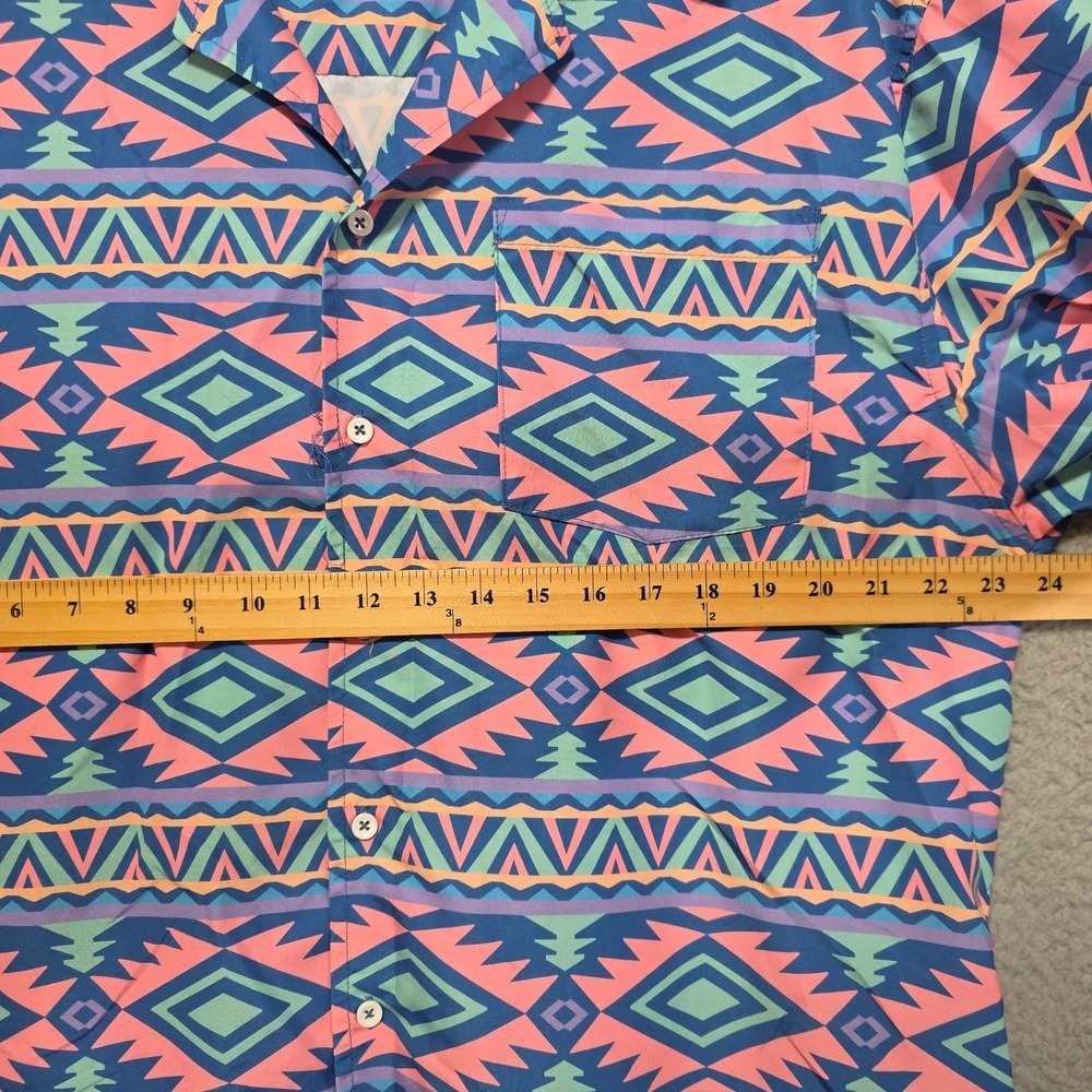 Spicy Tuna Mens Button Front Short Sleeve Aztec Pink Blue Green Shirt Large - Picture 5 of 6